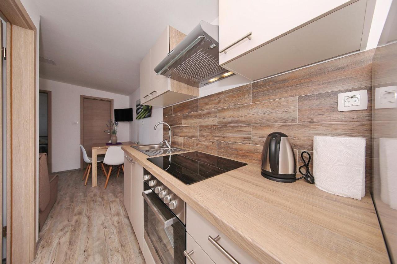 Mobile Home Plumeria 1 Biograd Na Moru Zewnętrze zdjęcie