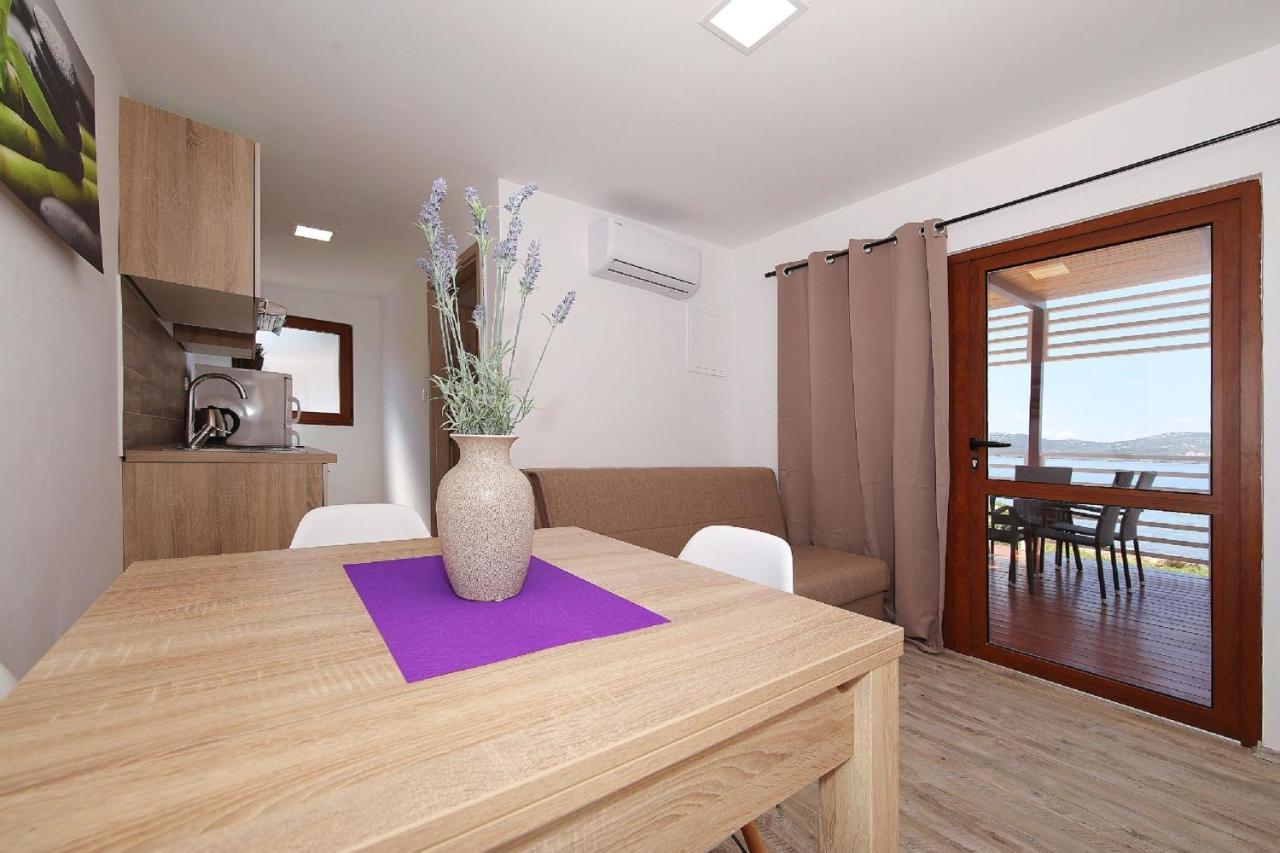 Mobile Home Plumeria 1 Biograd Na Moru Zewnętrze zdjęcie